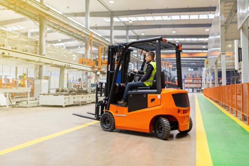 経験を活かせるフォークリフトの入出荷作業